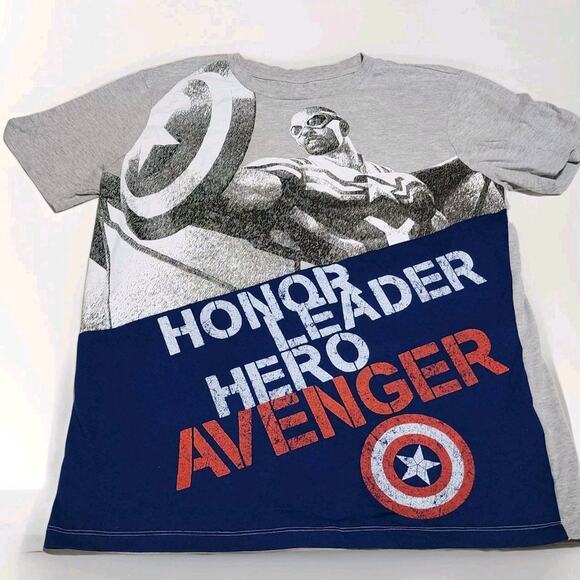 Disney Marvel Men's Captain America Sam Wilson Hero Avenger Gray Shirt Sz Med M - Picture 1 of 5